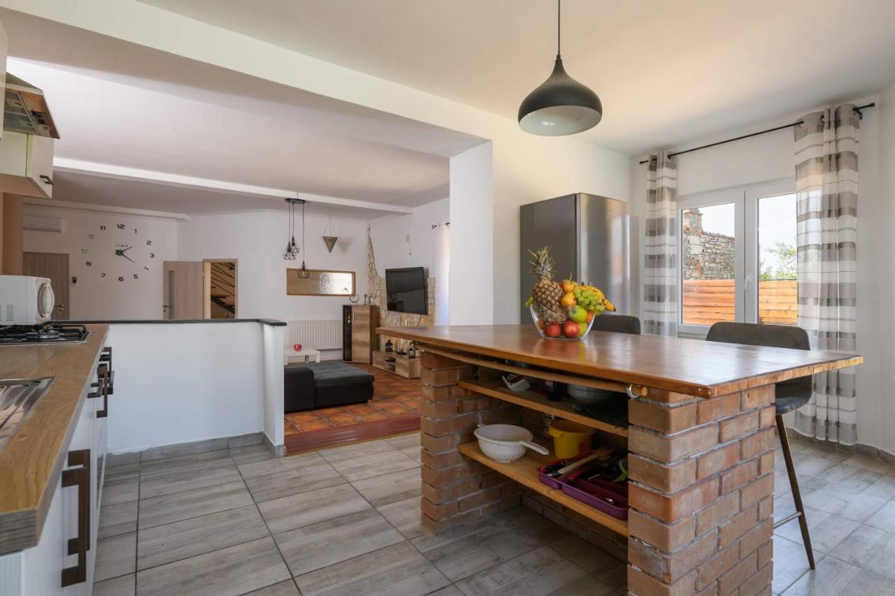 Holiday House Boky Vodnjan Esterno foto