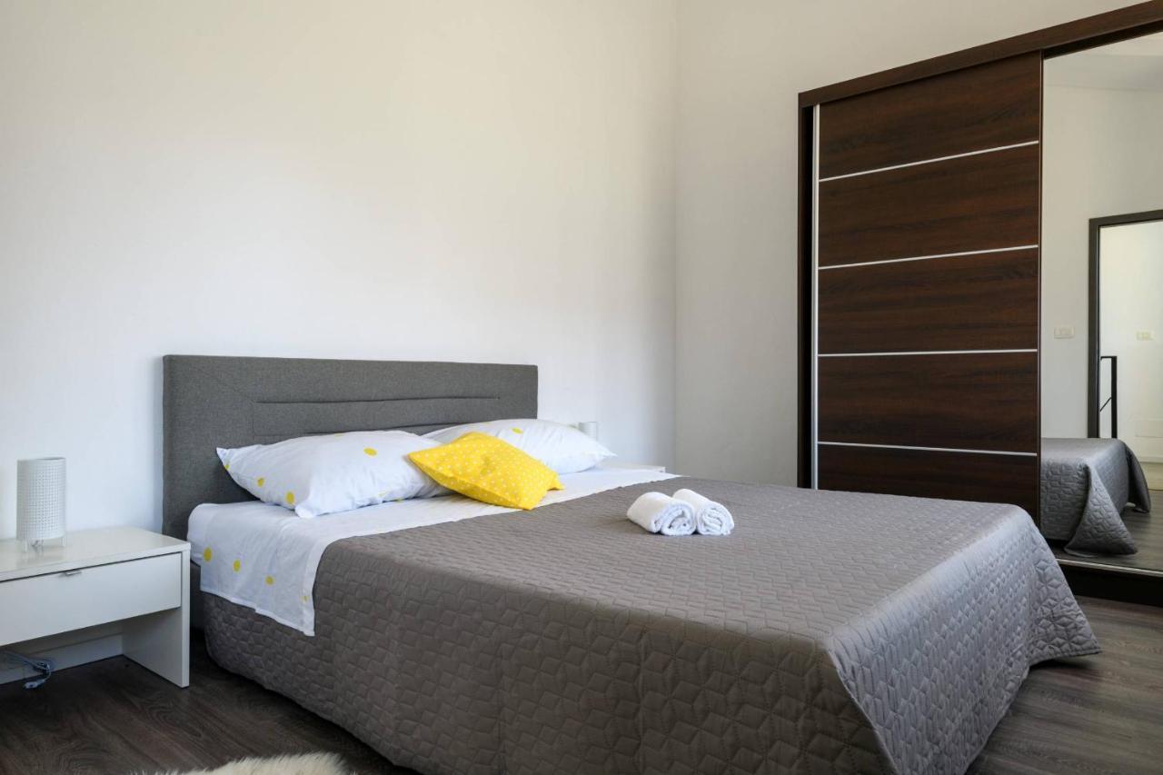 Holiday House Boky Vodnjan Esterno foto