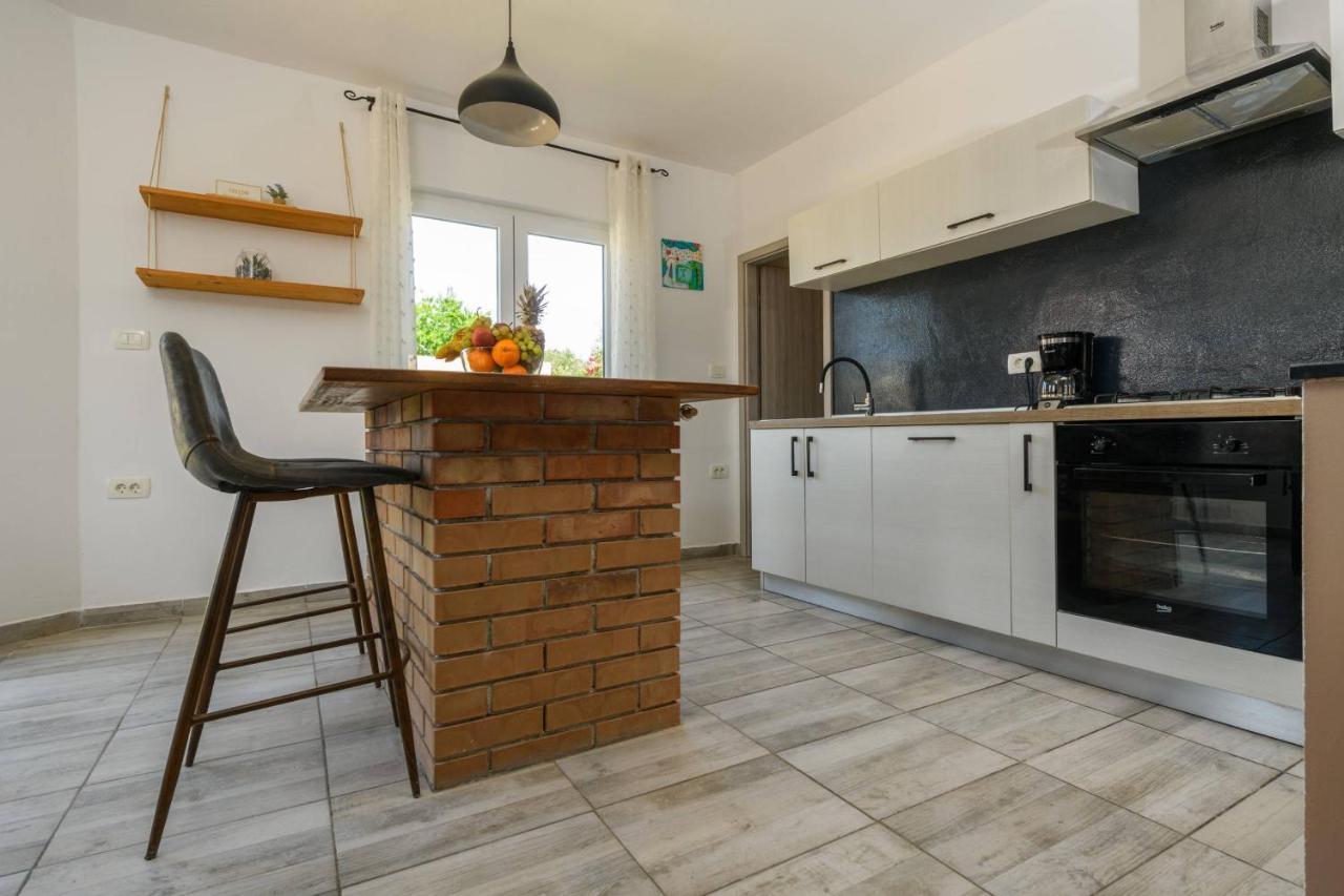 Holiday House Boky Vodnjan Esterno foto