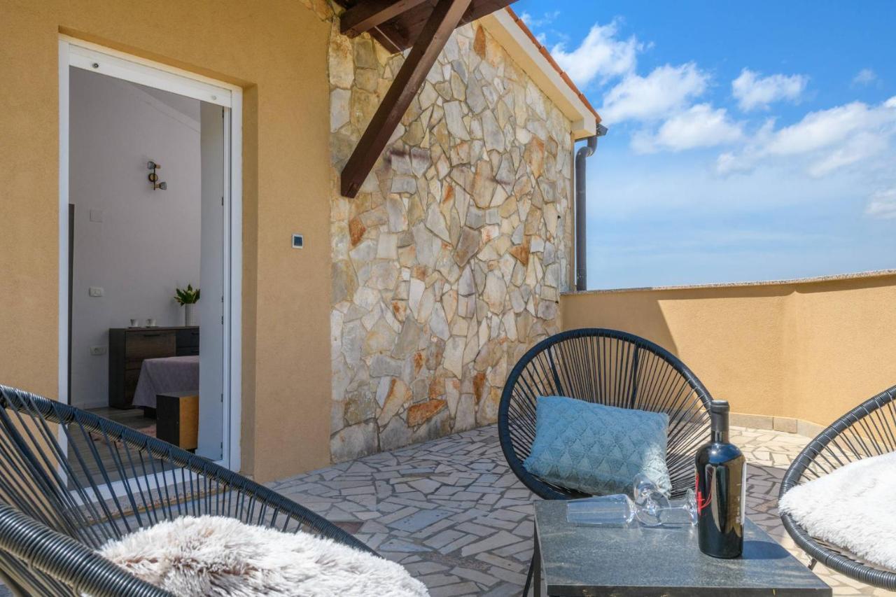 Holiday House Boky Vodnjan Esterno foto